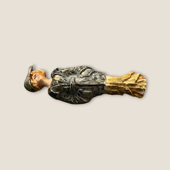 Vintage Art Deco Woman Brooch Pin Figurine Gold & Black - Picture 3 of 4